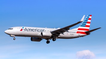 Airline Pilot Reports Seeing A ‘Guy In A Jetpack’ Flying Alongside Plane During Final Approach