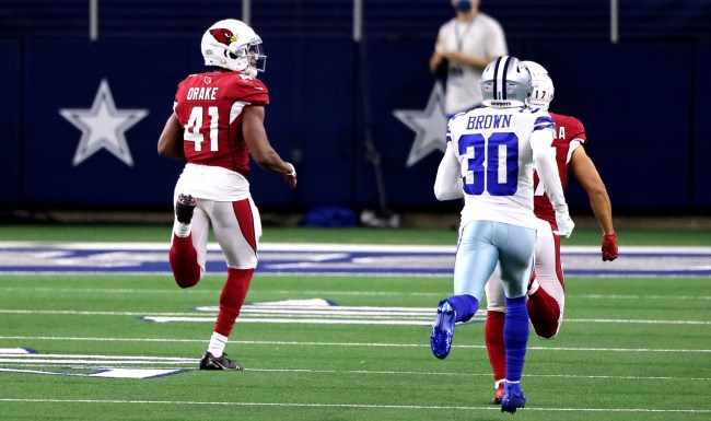 Jerry Jones Says Hes Okay With Cowboys Defensive Coordinator Nolan