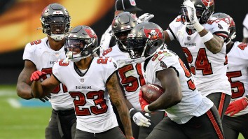 Everyone Made The Same Joke About Bucs Jason Pierre-Paul’s Missing Fingers After He Picked Up Interception