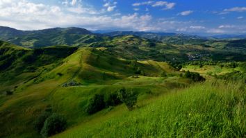 Mysterious Monolith In Romania Vanishes – Update On Disappearance Of Utah’s Alien-Like Pillar, Which Involves Urine