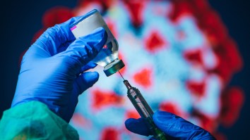 Russia Is Telling People To Abstain From Alcohol For Two Months After Getting Vaccinated And There’s No Way That Will Backfire
