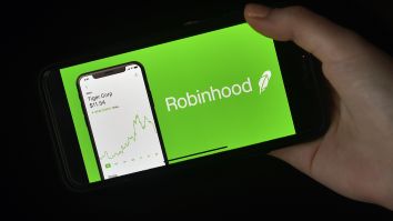 Plane With ‘Suck My Nuts’ Banner Flies Over Robinhood Headquarters Following GameStop Controversy