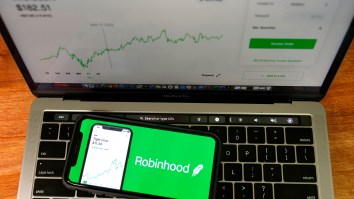 Class Action Complaint Against Robinhood App Filed In NY Hours After They Restricted Trading Of GameStop, AMC Stocks