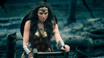 This New Photo Of Wonder Woman Holding Severed Heads In The Crimean War(!) Is Absolutely Gnarly