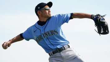 47-Year-Old Ichiro Suzuki Is Throwing Nasty Cheddar At Spring Training