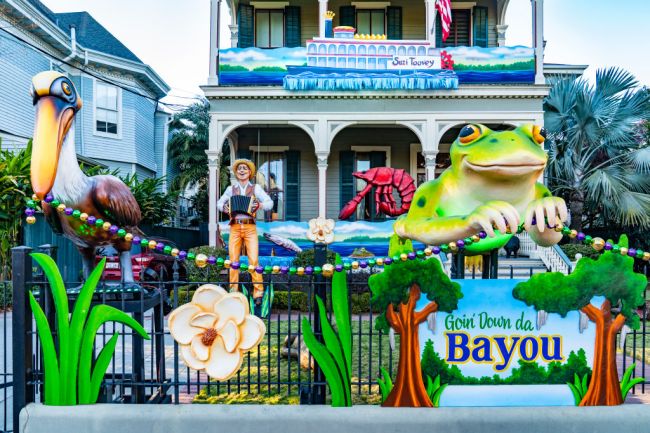 Mardi Gras House Float