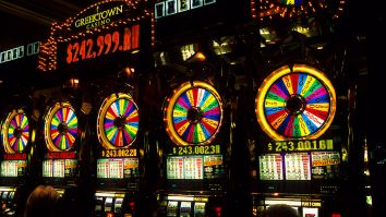Woman Hits Massive Jackpot On Las Vegas Airport Slot Machines, Celebrates Way Too Quietly