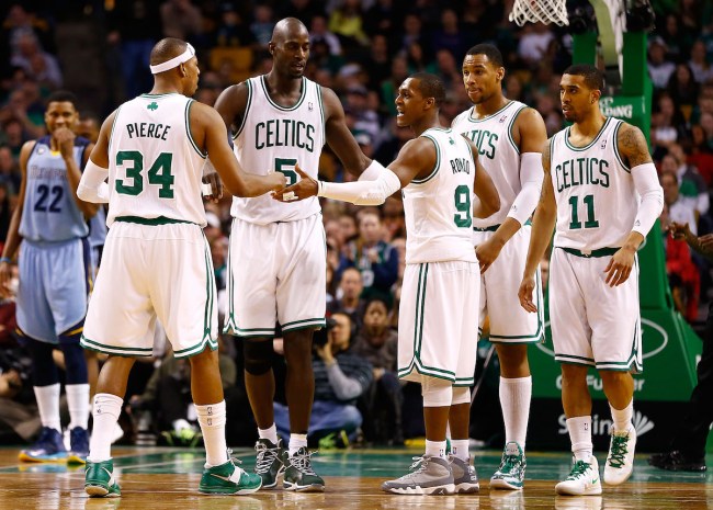 Kevin Garnett Arm Wrestling Match