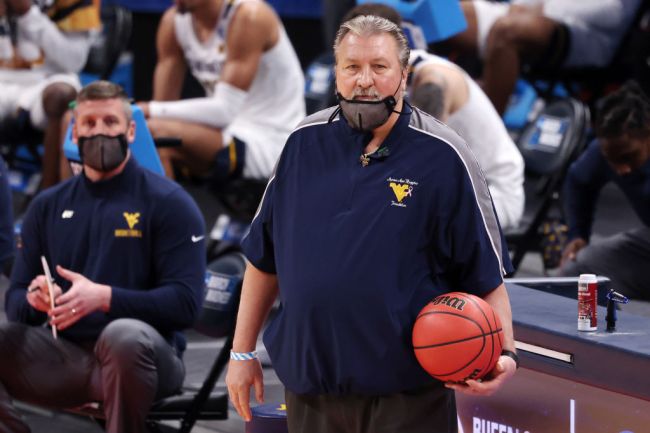 pat forde tweet mask march madness