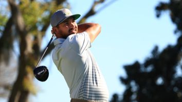 Jason Day Hits Tee Shot Into A Bird’s Nest At The Arnold Palmer Invitational