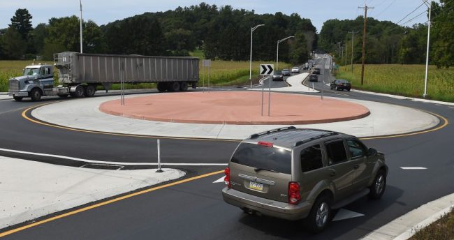 Roundabout Traffic Circle Driving
