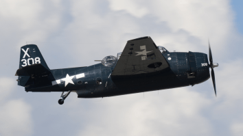WW2 Plane Crashes Into Sea Just Yards Behind Florida Woman Doing A Maternity Shoot