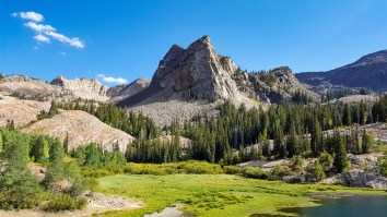 Climber Hiking Utah Trail Called ‘Certain Death’ Has To Be Rescued From Fridge-Sized Boulder Catastrophe