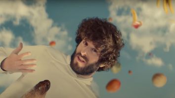 ‘Dave’ Gets Hit By Car And Flies With An Anteater In Weird-As-Hell Trailer For S2