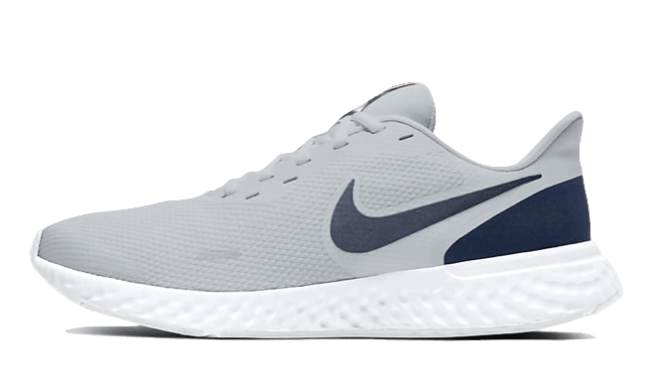 Nike Revolution 5
