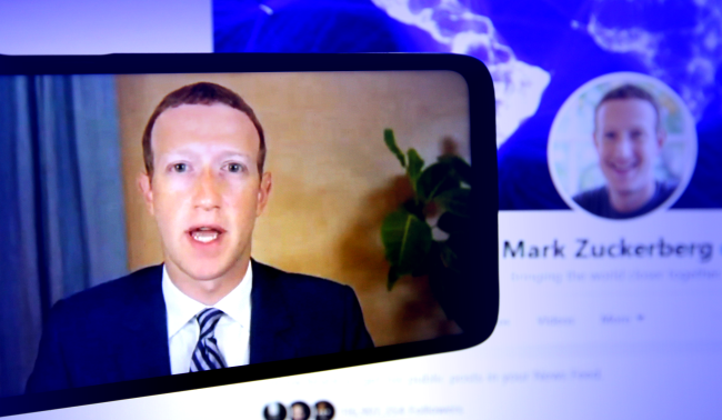 Roger Waters Rejects Mark Zuckerberg Asking To Use Pink Floyd Song