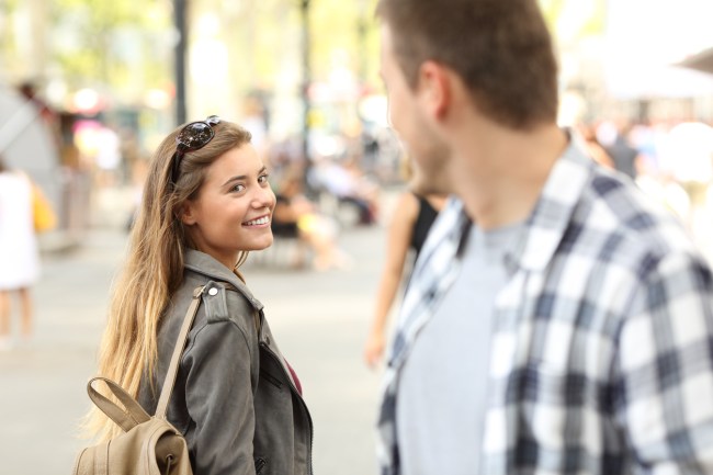 Matchmaker and TikTok relationship advice expert Simone Grossman reveals pickup technique that actually worked in a park.