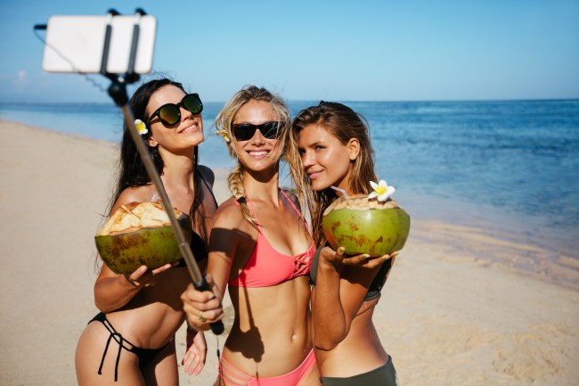 Norway passes law outlawing and banning influencers and brands from using edited photos on social media.