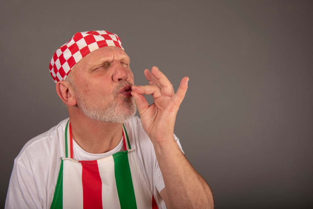 Italian tourists attack Italian chef because Spaghetti Alle Vongole recipe is wrong