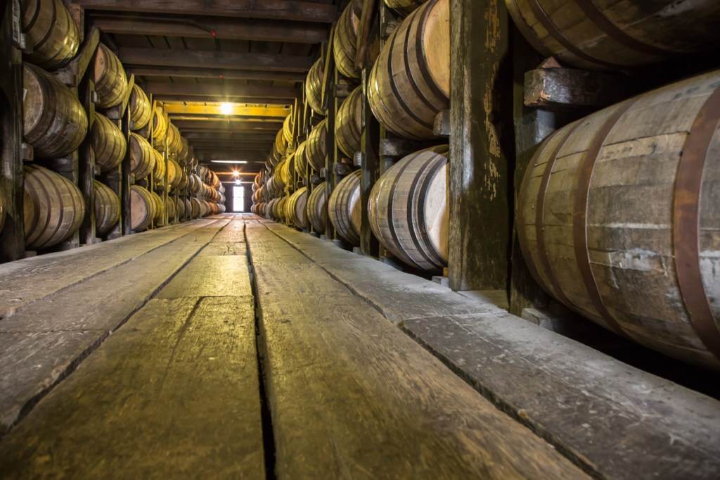 world's oldest known bourbon sold for $137,000