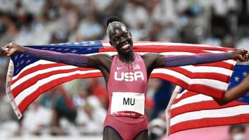 A New Jersey Teenager Broke A 53-Year Olympic Gold Medal Slump And Her Family Went Bananas
