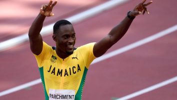 Olympic Gold Medalist Thanks Volunteer Who Paid For Taxi To Race After He Nearly Missed Semifinal