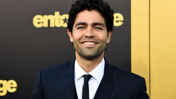 10 Years Since ‘Entourage,’ Adrian Grenier Returns To TV With New Netflix Show ‘Clickbait’