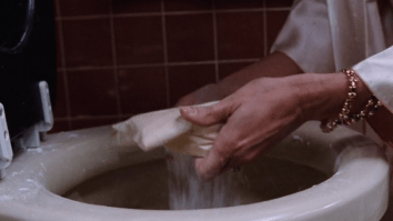 A Drug Dealer Was Busted After Clogging A Toilet With A Massive Amount Of Cocaine And Cops Shared A Pic Of The Damage