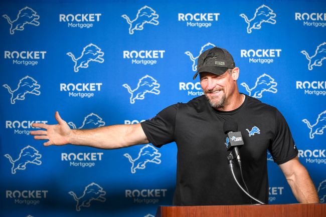 dan campbell no turds lions
