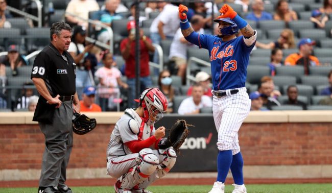 javy baez thumbs down