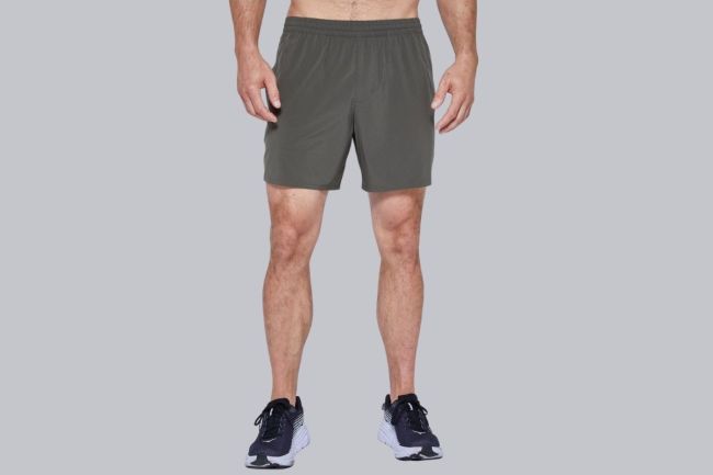 Fourlaps Has The Best Activewear Pants (And Shorts) For Running, Training, And Living In
