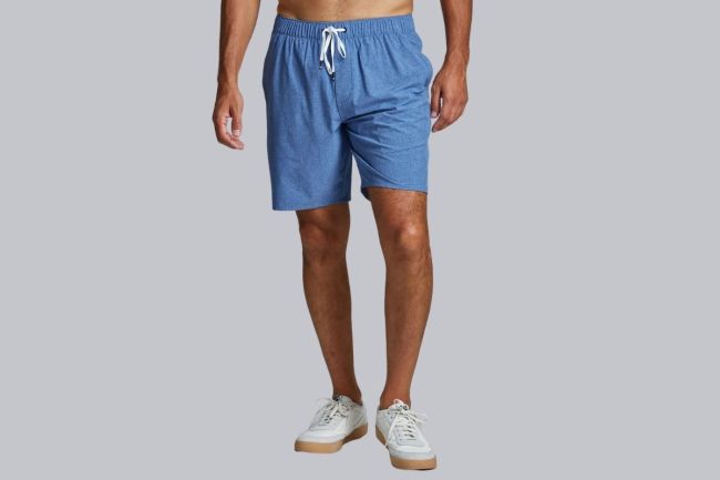 Fourlaps Has The Best Activewear Pants (And Shorts) For Running, Training, And Living In