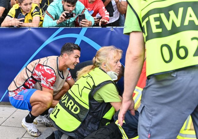 Cristiano Ronaldo Security Guard Steward Head Hit Warmup Kick