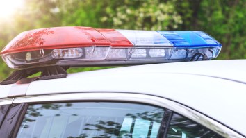 Little Kid Accidentally Called Cops To Talk About His Cool Toys And The Police Handled It Perfectly