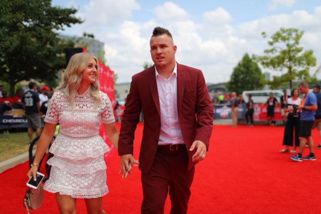 Mike Trout Jessica Trout Son Beckham Halloween Turtle