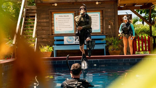 PADI confined water training