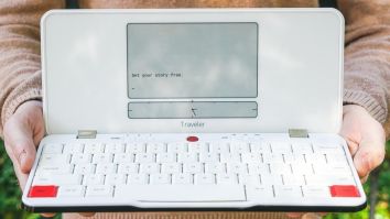 Take $100 Off The Freewrite Traveler From Astrohaus And Tap Into Your Creative Flow