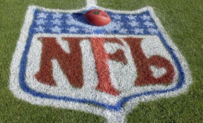 what is the minimum NFL salary