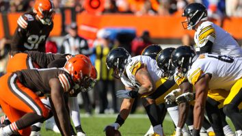 What’s The Minimum (And Average) NFL Salary? Here’s A Breakdown Of How Pro Football Players Are Paid