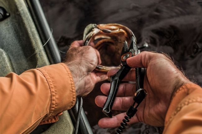 Gerber's Magnipliers Are Perfect For Freshwater And Saltwater Fishing