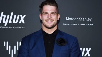 Washington Football Team To Start Plus Size Male Model At Center Vs. Eagles