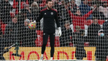 Manchester United Gives Up Unbelievable Goal Against Arsenal