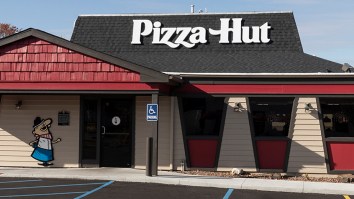 Fascinating Video Outlines All The Ways Pizza Hut Lost Its Grip On America’s Tastebuds
