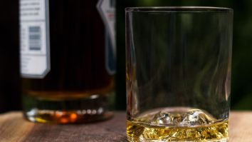 Whiskey Peaks Rock Glasses, Decanters, And Beer Steins Are On Sale For Father’s Day