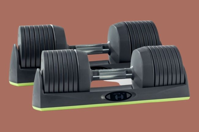 15 Gym Essentials For Staying Fit Through The Cold Weather
