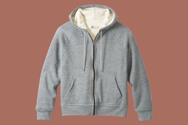 15 Gym Essentials For Staying Fit Through The Cold Weather