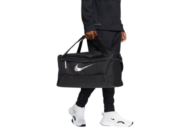 15 Gym Essentials For Staying Fit Through The Cold Weather