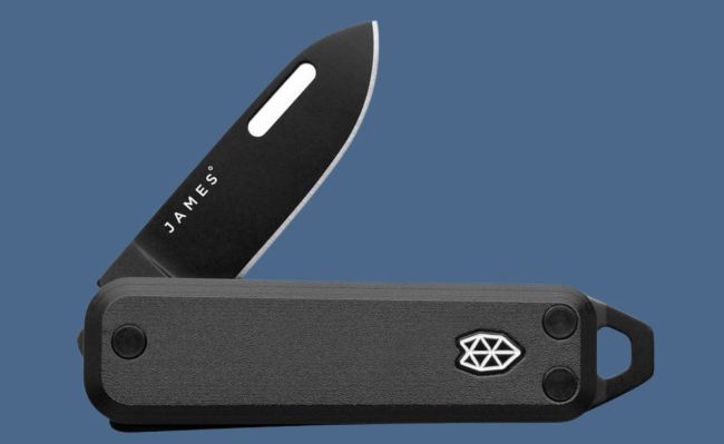 Everyday Carry Essentials: Druthers Tie Dye Socks, GORUCK GR1 Slick, And More