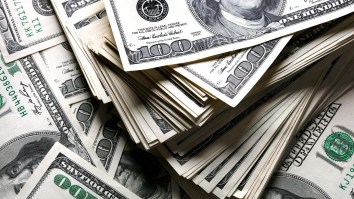 Bank Accidentally Sends $176 Million To Its Customers, Tries To Get It All Back
