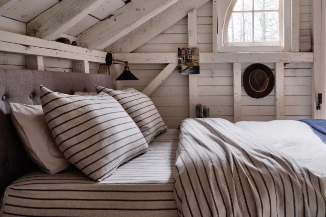 Take 30% Off These Warm Eco Heather Flannel Sheet Sets From Upstate